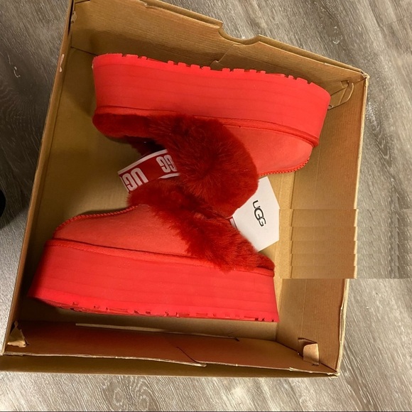 UGG Red Fluffy Platform Shoes - Picture 8 of 10